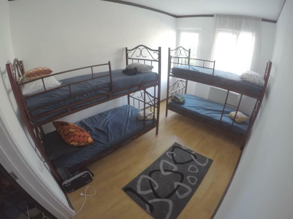 Enjoy The Hostel Batumi Pokoj fotografie